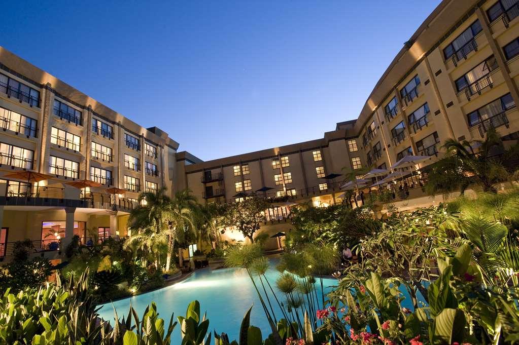 Kigali Serena Hotel Exteriér fotografie